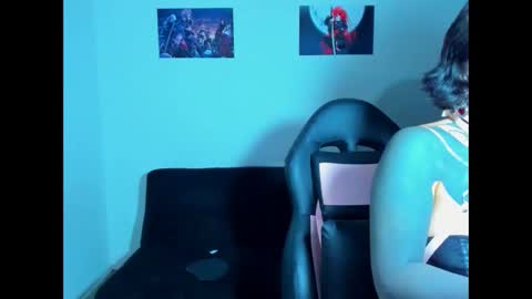 Snapshot of gothic9goddes chatting on 02-09-25, 03:43 GG online show from 02-09-25, 03:43