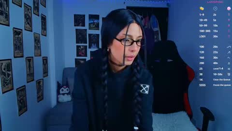     . online show from 10-17-25, 11:18