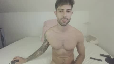 gottalovelatinas online show from 05-25-26, 03:51