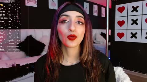 Meredith Alessandra online show from 01-22-25, 10:40