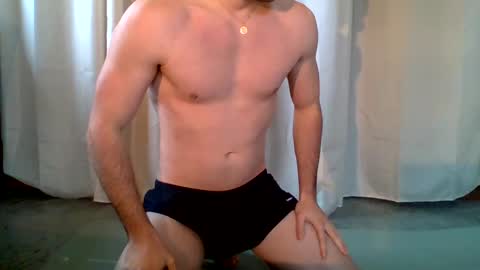 Snapshot of goura2000 chatting on 01-23-25, 01:02 goura2000 online show from 01-23-25, 01:02