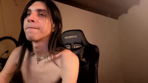 angelito tu novio online show from 05-23-26, 08:18