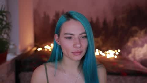 Snapshot of gracegreen chatting on 12-20-25, 10:44 I will be glad to see you 30 N 1800 - 2300 gmt3 online show from 12-20-25, 10:44