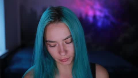 Snapshot of gracegreen chatting on 06-23-26, 01:47 I will be glad to see you 30 N 1800 - 2300 gmt3 online show from 06-23-26, 01:47