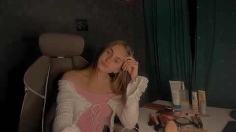 gracetorrezz online show from 11-25-25, 05:02