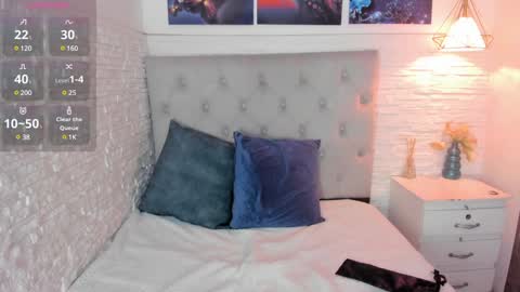 Snapshot of graceymilf999 chatting on 01-12-25, 11:07 Gracey Milf online show from 01-12-25, 11:07