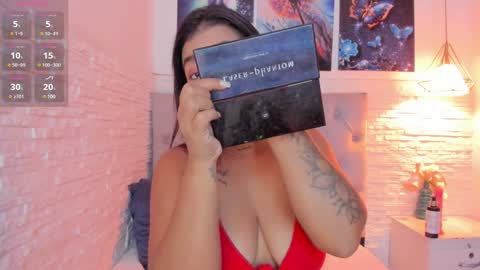 Snapshot of graceymilf999 chatting on 02-07-25, 11:12 Gracey Milf online show from 02-07-25, 11:12
