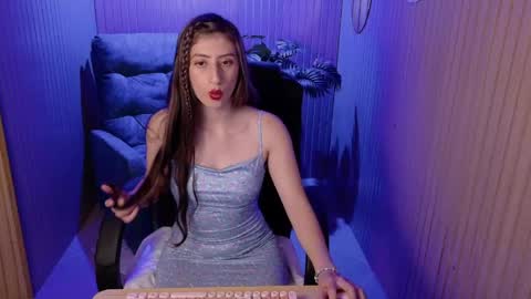  Gracie  online show from 04-17-26, 07:06