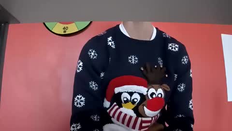 Snapshot of grandbi chatting on 12-18-25, 10:32 grandbi online show from 12-18-25, 10:32