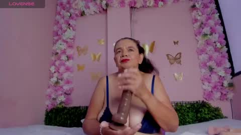 Mi Name is violeta  online show from 04-20-26, 02:53