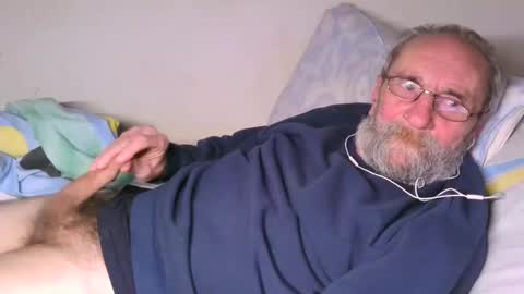 Snapshot of grandpa_mark chatting on 02-11-25, 12:59 Mark online show from 02-11-25, 12:59