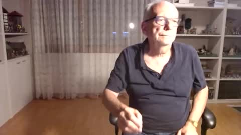 Snapshot of grandpach chatting on 05-23-26, 11:58 grandpach online show from 05-23-26, 11:58