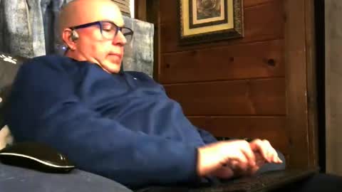 Snapshot of granitebuckeye1969 chatting on 11-21-25, 12:10 granitebuckeye1969 online show from 11-21-25, 12:10