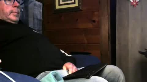 Snapshot of granitebuckeye1969 chatting on 11-28-25, 01:19 granitebuckeye1969 online show from 11-28-25, 01:19