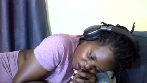 Snapshot of grannylover_ chatting on 09-20-25, 06:42 grannylover_ online show from 09-20-25, 06:42