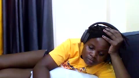 Snapshot of grannylover_ chatting on 10-03-25, 07:11 grannylover_ online show from 10-03-25, 07:11