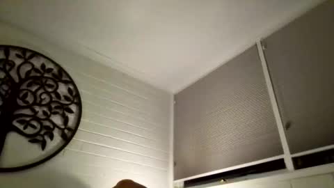 Snapshot of grattitude chatting on 09-25-25, 01:04 grattitude online show from 09-25-25, 01:04