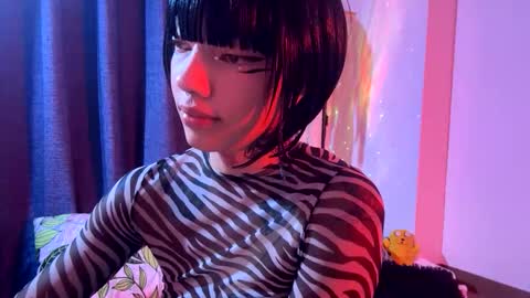 Snapshot of grayce_blossoms24 chatting on 10-17-25, 01:53 grayce blossoms24 online show from 10-17-25, 01:53