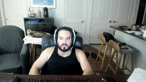 Snapshot of greasejockey88 chatting on 11-17-25, 07:47 greasejockey88 online show from 11-17-25, 07:47