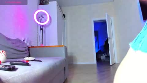 Anny online show from 06-15-26, 10:56