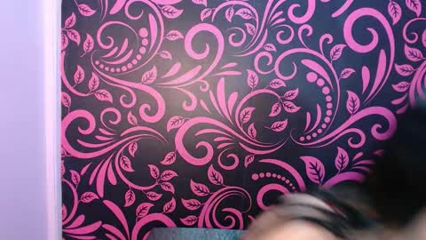 Isabella online show from 12-20-25, 11:39