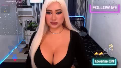 Snapshot of great_selfsuckerts chatting on 03-10-26, 05:34 PAULATHEONE online show from 03-10-26, 05:34