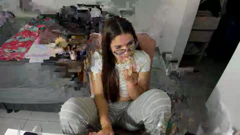 Snapshot of greciaruiz chatting on 04-28-26, 02:27 GreciaRuiz online show from 04-28-26, 02:27
