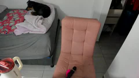 Snapshot of greciaruiz chatting on 05-18-26, 04:07 GreciaRuiz online show from 05-18-26, 04:07