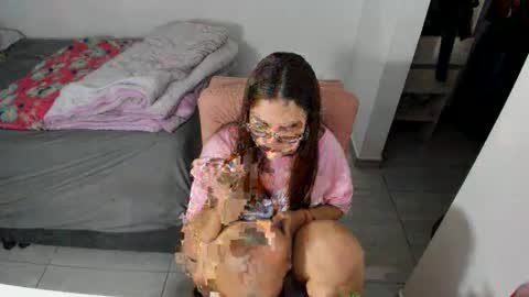 Snapshot of greciaruiz chatting on 05-26-26, 01:23 GreciaRuiz online show from 05-26-26, 01:23
