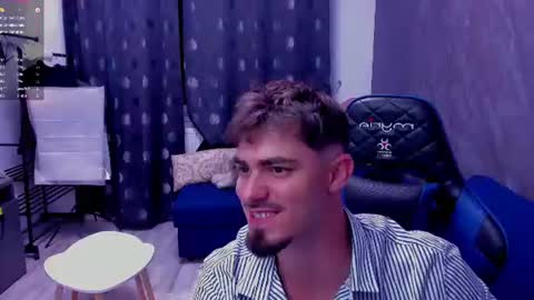 Snapshot of greekgod199 chatting on 06-07-26, 09:29 greekgod199 online show from 06-07-26, 09:29