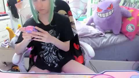 GreenEyedLovexo online show from 10-19-25, 11:16