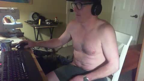 greenrooster1 online show from 11-02-25, 08:28