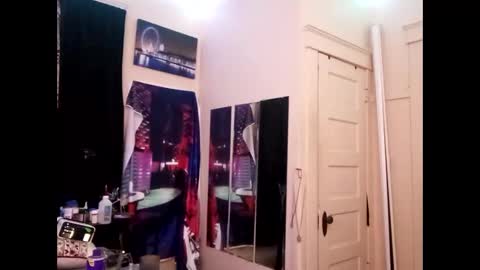 NICE and sometimes Savvy online show from 09-27-25, 04:28