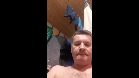 Snapshot of gregorek460 chatting on 03-08-26, 03:21 gregorek460 online show from 03-08-26, 03:21