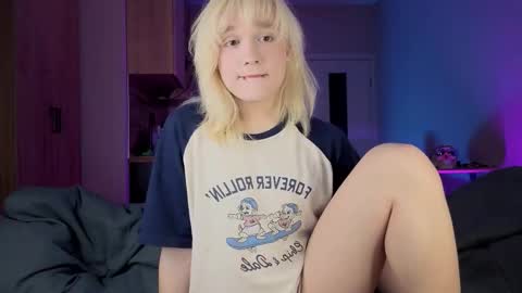 Greg-independent model online show from 09-26-25, 08:57