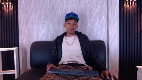 GregorySforza online show from 10-01-25, 01:17