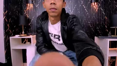 GregorySforza online show from 11-15-25, 12:02