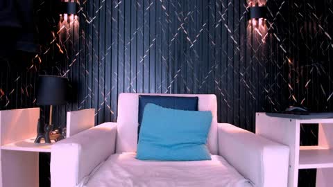 GregorySforza online show from 04-11-26, 03:44