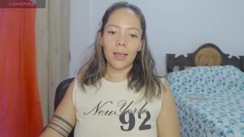 Snapshot of greicylondon chatting on 12-17-24, 10:00 grey online show from 12-17-24, 10:00