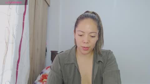 Snapshot of greicylondon chatting on 12-25-24, 07:56 grey online show from 12-25-24, 07:56
