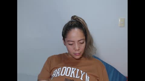 Snapshot of greicylondon chatting on 09-11-25, 04:12 grey online show from 09-11-25, 04:12
