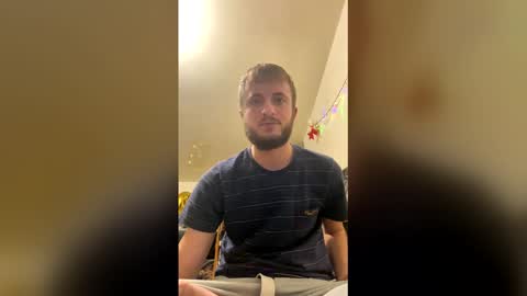 Snapshot of grek32x chatting on 12-15-25, 07:51 Grek32X online show from 12-15-25, 07:51