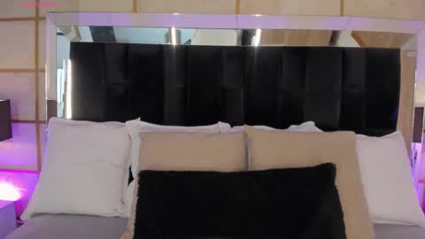 Greta Velvet  online show from 10-02-25, 07:10