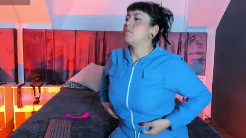 Snapshot of gretel_lenis chatting on 01-08-26, 02:58 Gretel online show from 01-08-26, 02:58