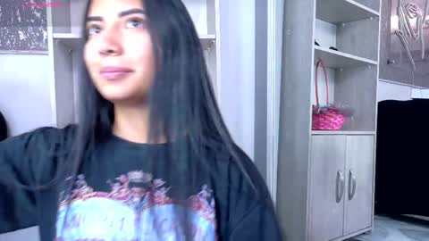 Gretel  online show from 04-21-26, 03:13