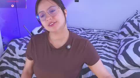 Snapshot of gretta_lane chatting on 02-11-26, 02:44 Jenny online show from 02-11-26, 02:44