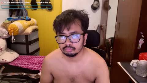 Snapshot of greybondage93 chatting on 12-18-25, 06:14 Grey Hardy Slave online show from 12-18-25, 06:14