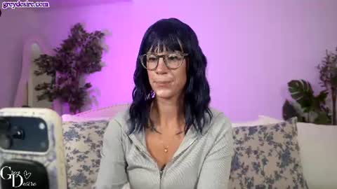       2 online show from 07-27-26, 02:02