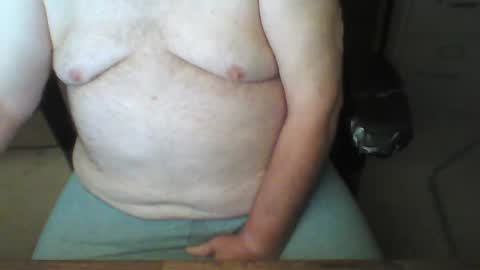 Snapshot of greyghost04 chatting on 10-05-25, 02:26 greyghost04 online show from 10-05-25, 02:26