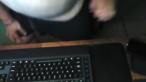 Snapshot of greyghost04 chatting on 10-18-25, 04:41 greyghost04 online show from 10-18-25, 04:41